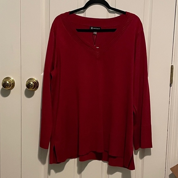 Cable & Gauge Tops - Cable & Gauge Rich Red V-Neck Tunic Sweater